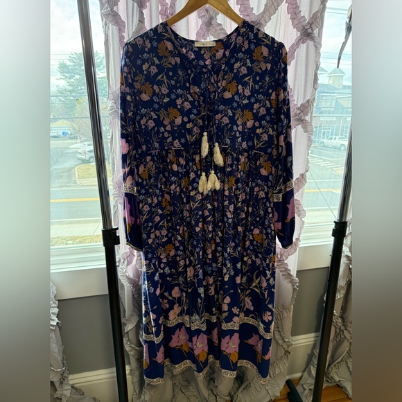 R. Vivimos Dresses & Skirts - Bohemian Floral Long Sleeve Dress in Navy